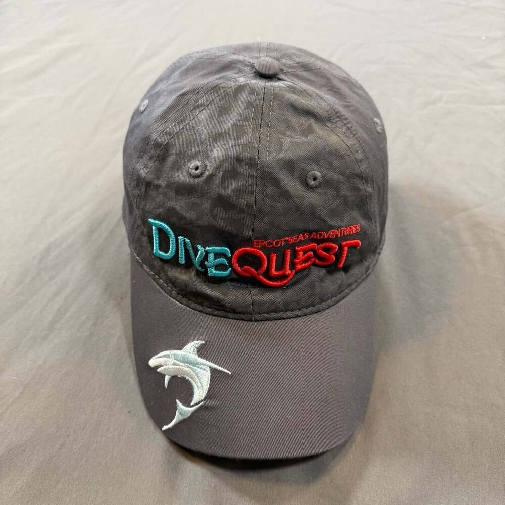 Disney Epcot DiveQuest Seas Adventures Shark Baseball Cap